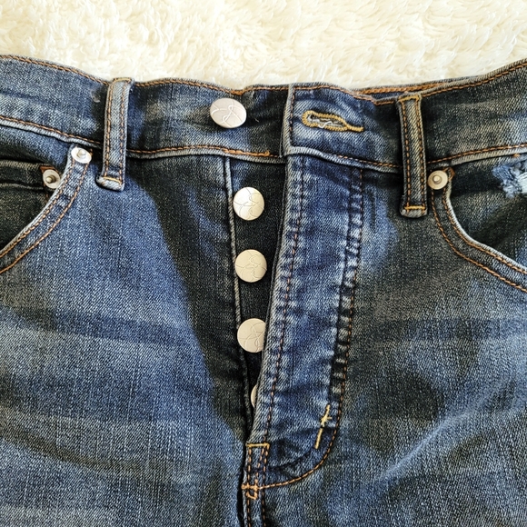 Jessica Simpson High Waist Medium Wash Denim Shorts - Picture 8 of 14